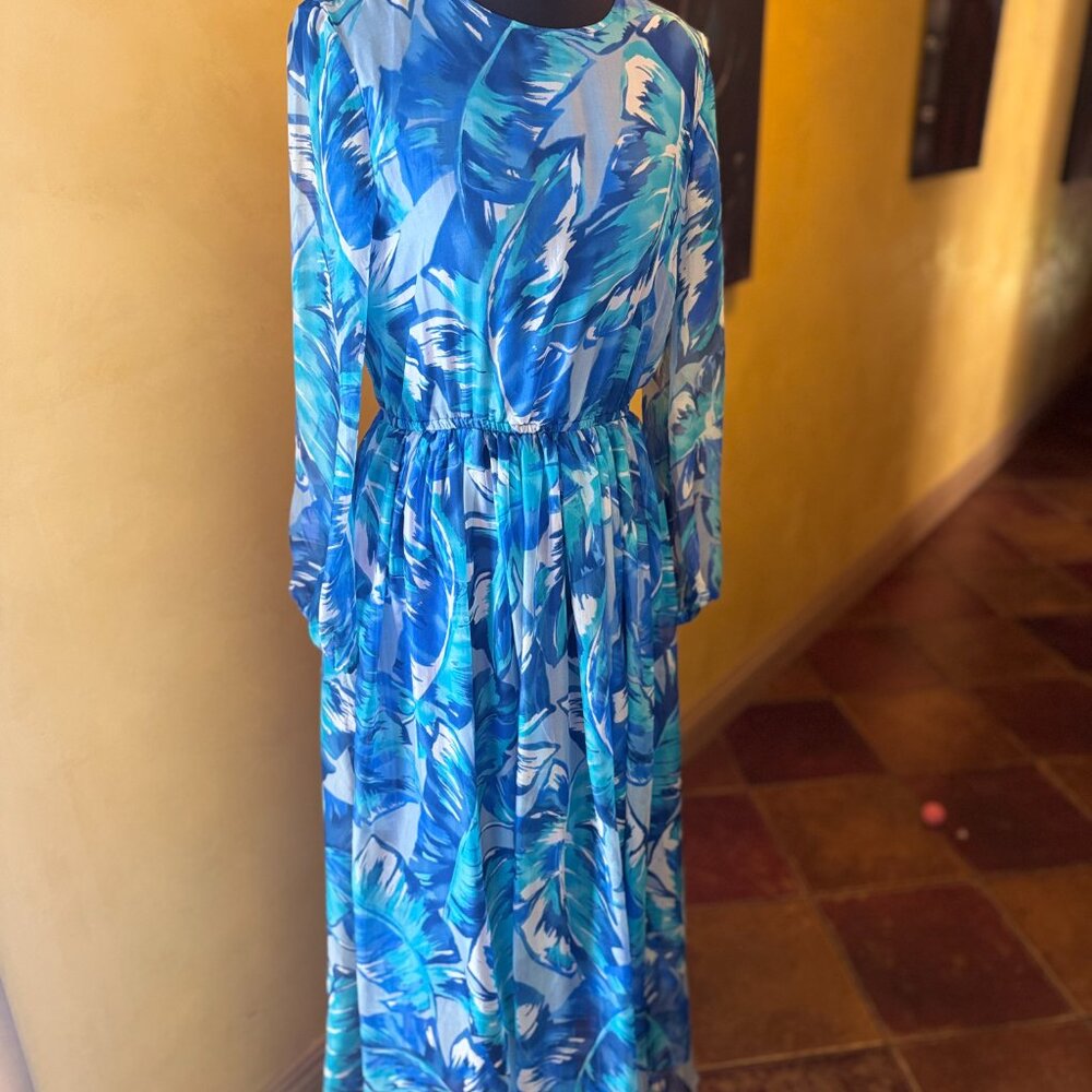 NWT! Différentes Blue Leaf Print Silk Maxi Dress  Size: S |